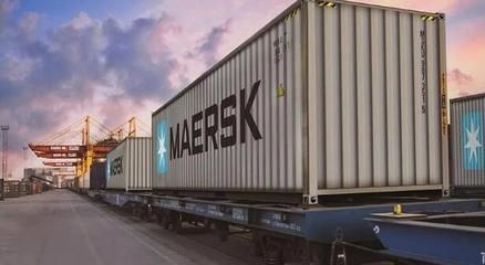 最新集裝箱價格（集裝箱價格的波動受到多種因素影響未來價格走勢預(yù)測） 鋼結(jié)構(gòu)鋼結(jié)構(gòu)停車場施工 第2張