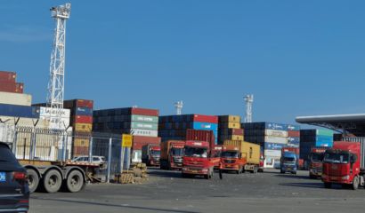 最新集裝箱價格（集裝箱價格的波動受到多種因素影響未來價格走勢預(yù)測） 鋼結(jié)構(gòu)鋼結(jié)構(gòu)停車場施工 第3張