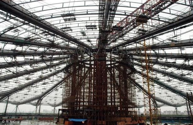 鋼結構工程難嗎（鋼結構工程的施工難度） 鋼結構桁架施工 第1張