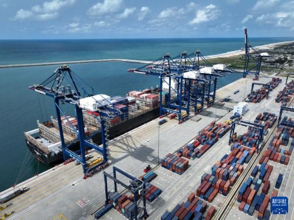 集裝箱設(shè)計(jì)規(guī)范 建筑施工圖施工 第3張