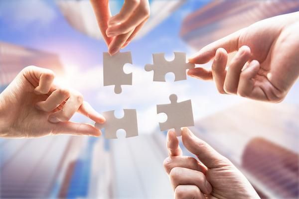 旋轉(zhuǎn)樓梯梯步的高度是多少（旋轉(zhuǎn)樓梯梯步的高度是多少？） 北京鋼結(jié)構(gòu)設(shè)計(jì)問答