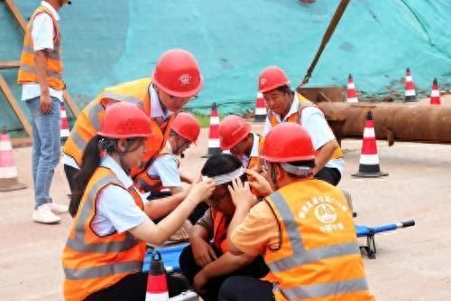 鋼梁加固施工應(yīng)急演練最佳實踐 鋼結(jié)構(gòu)鋼結(jié)構(gòu)停車場施工 第5張