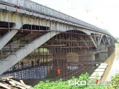 老小區(qū)拆了60平米怎么賠償濟(jì)南（濟(jì)南居民在老小區(qū)拆除60平米房屋時(shí)應(yīng)該得到怎樣的賠償）