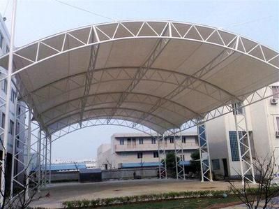 加油站的屋頂桁架結(jié)構(gòu)原理 建筑施工圖施工 第1張