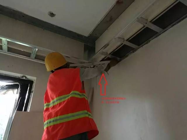 包鋼板加固施工安全教育培訓(xùn)內(nèi)容 鋼結(jié)構(gòu)鋼結(jié)構(gòu)停車場(chǎng)設(shè)計(jì) 第5張