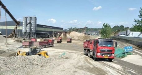 坤泰商砼 裝飾幕墻設(shè)計(jì) 第1張 坤泰商砼 裝飾幕墻設(shè)計(jì) 第1張