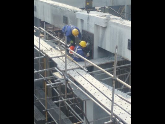 包鋼加固施工噪音控制技術(shù)（鋼結(jié)構(gòu)安裝施工施工降噪途徑） 裝飾幕墻施工 第2張