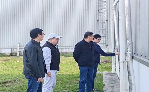 大跨度鋼結(jié)構(gòu)建筑安全隱患自查自改情況報(bào)告（大跨度鋼結(jié)構(gòu)建筑安全隱患的自查自改情況報(bào)告） 鋼結(jié)構(gòu)玻璃棧道施工 第2張