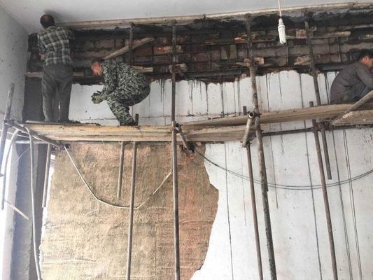 夾山改梁房子還安全嗎（夾山改梁施工中的注意事項(xiàng)） 鋼結(jié)構(gòu)鋼結(jié)構(gòu)停車場設(shè)計 第2張