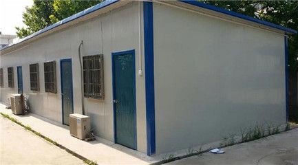 彩鋼房的建造（彩鋼房建造的關(guān)鍵步驟，彩鋼房施工注意事項(xiàng)，彩鋼房防水處理方法） 鋼結(jié)構(gòu)桁架施工 第4張