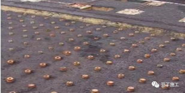 梁體裂縫加固處理方法視頻（閱讀下面的文字，完成第后） 鋼結(jié)構(gòu)門式鋼架施工