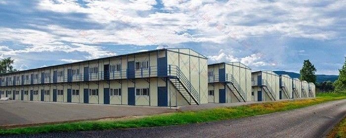 彩鋼房搭設(shè)工藝流程視頻（彩鋼房保溫棉鋪設(shè)技巧） 結(jié)構(gòu)工業(yè)裝備施工 第4張