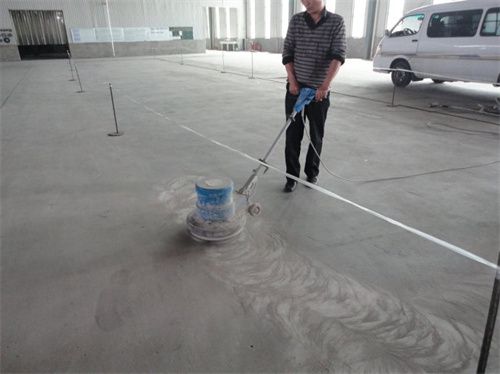 地面裂痕修補(bǔ)砂漿（修補(bǔ)砂漿的冬季施工注意事項(xiàng)） 結(jié)構(gòu)框架施工 第3張