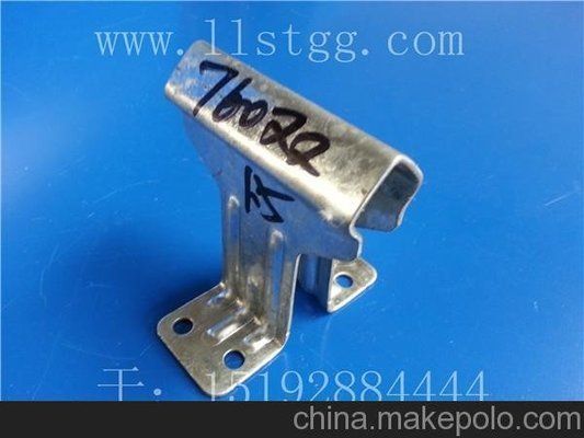 彩鋼瓦架子圖片欣賞(彩鋼瓦支架安裝教程) 結(jié)構(gòu)機(jī)械鋼結(jié)構(gòu)設(shè)計(jì) 第2張 彩鋼瓦架子圖片欣賞(彩鋼瓦支架安裝教程) 結(jié)構(gòu)機(jī)械鋼結(jié)構(gòu)設(shè)計(jì) 第2張