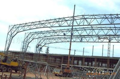 山東鋼結(jié)構(gòu)工程（山東地區(qū)的鋼結(jié)構(gòu)廠(chǎng)房設(shè)計(jì)）