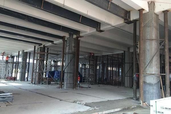 樓房改造加固公司有哪些部門負(fù)責(zé)（房屋改造審批流程詳解） 鋼結(jié)構(gòu)玻璃棧道施工 第2張