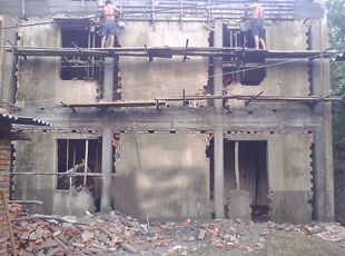 老舊樓房加固改造可行性研究（老舊樓房加固與改造技術(shù)研究） 鋼結(jié)構(gòu)有限元分析設(shè)計(jì) 第1張