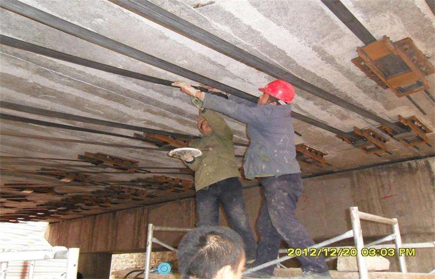 樓板鋼板加固施工案例