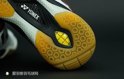 碳纖維板厚度與成本關(guān)系分析，碳纖維板厚度與成本的關(guān)聯(lián)性探究 行業(yè)新聞 第4張