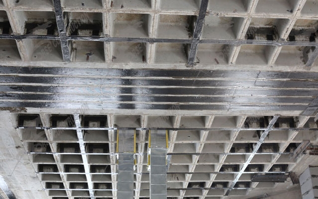 碳纖維布與基材粘結(jié)強(qiáng)度提升，碳纖維布與基材粘結(jié)強(qiáng)度提升，方法、機(jī)理及應(yīng)用研究，碳纖維布與基材粘結(jié)強(qiáng)度提升的方法、機(jī)理及應(yīng)用研究 行業(yè)新聞 第2張