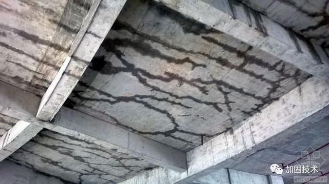 粘鋼加固施工中如何處理結(jié)構(gòu)裂縫？粘鋼加固施工中結(jié)構(gòu)裂縫的處理方法 行業(yè)新聞 第3張