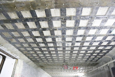 粘鋼板加固現(xiàn)場檢測技術應用，粘鋼板加固現(xiàn)場檢測技術應用，保障結構安全的關鍵舉措