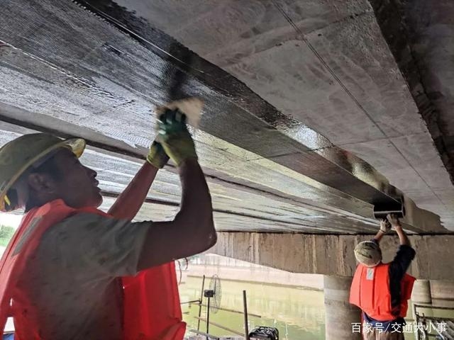 碳纖維布加固梁的維護(hù)周期建議，碳纖維布加固梁維護(hù)周期，科學(xué)建議 行業(yè)新聞 第2張