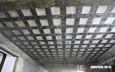 粘鋼加固后的裂縫控制標準，粘鋼加固后結(jié)構(gòu)裂縫控制標準探究，粘鋼加固后結(jié)構(gòu)裂縫控制標準研究 行業(yè)新聞 第2張