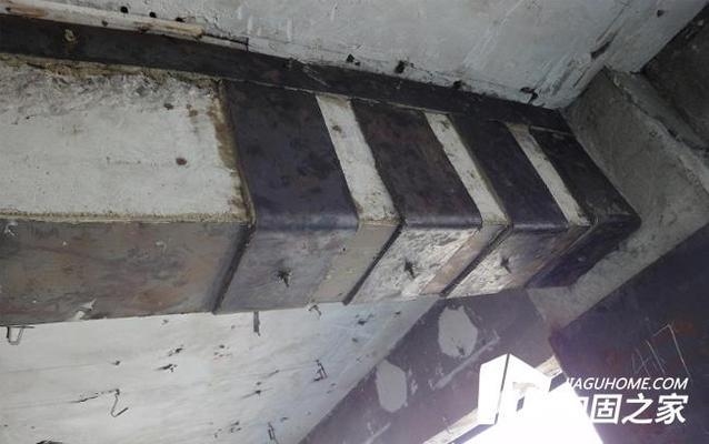 如何預(yù)防包鋼加固施工脫空問題，包鋼加固施工脫空問題預(yù)防策略，包鋼加固施工脫空問題的預(yù)防措施與解決方案 行業(yè)新聞 第2張