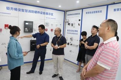 甲級(jí)設(shè)計(jì)院數(shù)字化轉(zhuǎn)型案例，甲級(jí)設(shè)計(jì)院，數(shù)字化轉(zhuǎn)型的卓越實(shí)踐與成效，既點(diǎn)明了主體是甲級(jí)設(shè)計(jì)院，又突出了核心內(nèi)容是其數(shù)字化轉(zhuǎn)型相關(guān)的案例情況，簡(jiǎn)潔且能涵蓋主要內(nèi)容方向，可用于相關(guān)案例介紹、分析報(bào)告等場(chǎng)景。 行業(yè)新聞 第2張