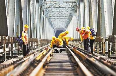 螺栓松動對鐵路橋梁的影響，螺栓松動，鐵路橋梁安全的隱形殺手 行業(yè)新聞 第4張