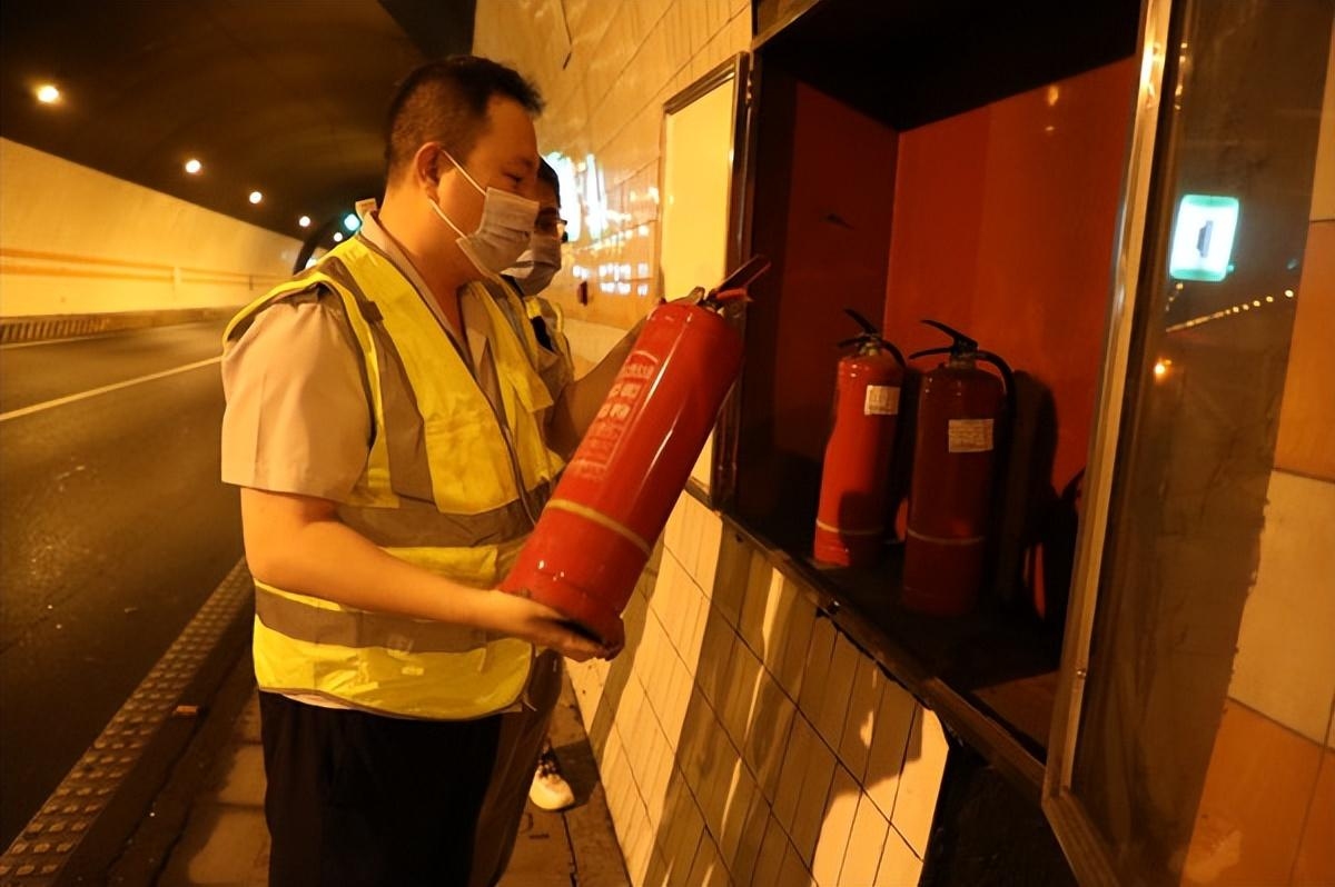 緊急加固設(shè)計(jì)培訓(xùn)費(fèi)用占比 行業(yè)新聞 第5張 緊急加固設(shè)計(jì)培訓(xùn)費(fèi)用占比 行業(yè)新聞 第5張