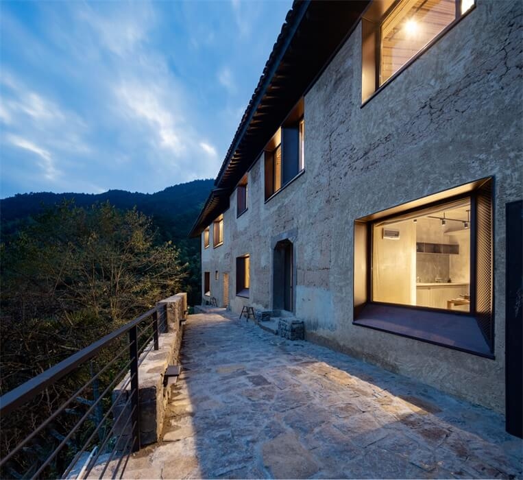 民宿設(shè)計(jì)內(nèi)容分析，幾種不同風(fēng)格的標(biāo)題供你參考，，專(zhuān)業(yè)嚴(yán)謹(jǐn)風(fēng)，深度剖析，民宿設(shè)計(jì)內(nèi)容全解讀，實(shí)用導(dǎo)向風(fēng)，解鎖民宿設(shè)計(jì)核心要點(diǎn)，內(nèi)容大揭秘，文藝清新風(fēng)，探尋民宿設(shè)計(jì)之美， 行業(yè)新聞 第2張