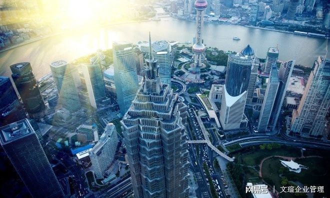 如何避免建筑資質(zhì)升級誤區(qū)，幾種不同風(fēng)格的標題供你參考，你可以根據(jù)具體使用場景進行選擇，，精準避坑！解鎖建筑資質(zhì)升級的正確路徑，警惕！這些建筑資質(zhì)升級誤區(qū)千萬別踩，建筑資質(zhì)升級攻略，巧妙規(guī)避常見誤區(qū) 行業(yè)新聞 第1張